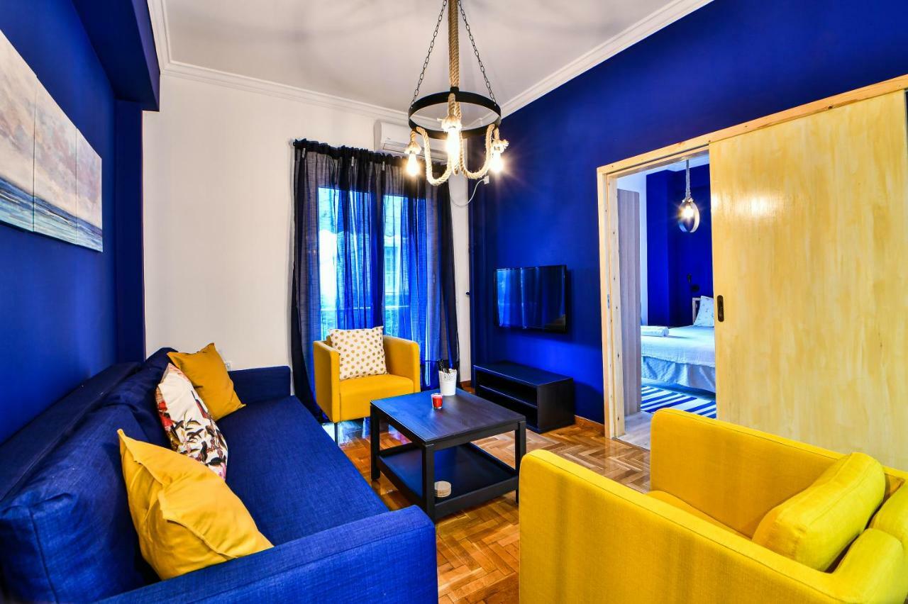 Cozy Blue Apartment By Zain アテネ エクステリア 写真